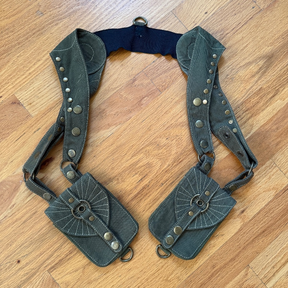 Skingraft Canvas Holster in Green